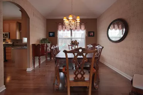 2413 Brookridge Dr, Plainfield, IL 60586 photo 4