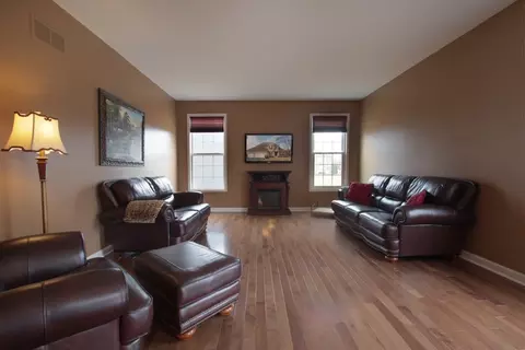 2413 Brookridge Dr, Plainfield, IL 60586 photo 10