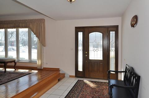 1924 E Cholo Ln, Mount Prospect, IL 60056 photo 2