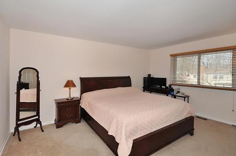 1924 E Cholo Ln, Mount Prospect, IL 60056 photo 9