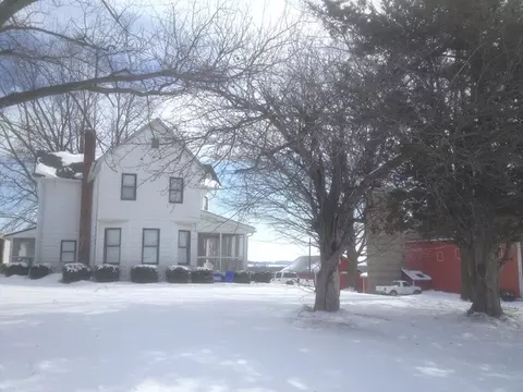 5833 Scheider Rd, Freeport, IL 61032 photo 24