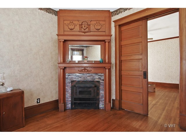 115 Division St, Algonquin, IL 60102 photo 3
