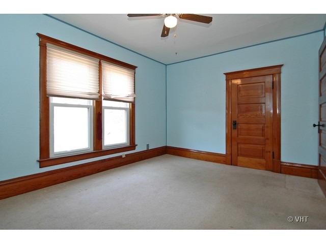 115 Division St, Algonquin, IL 60102 photo 8