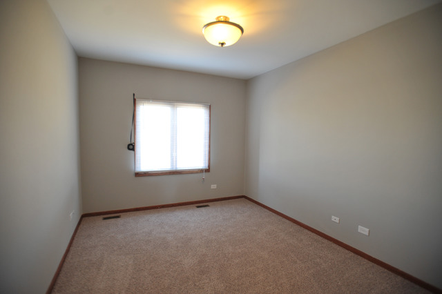 6020 Warwick Dr, Matteson, IL 60443 photo 17