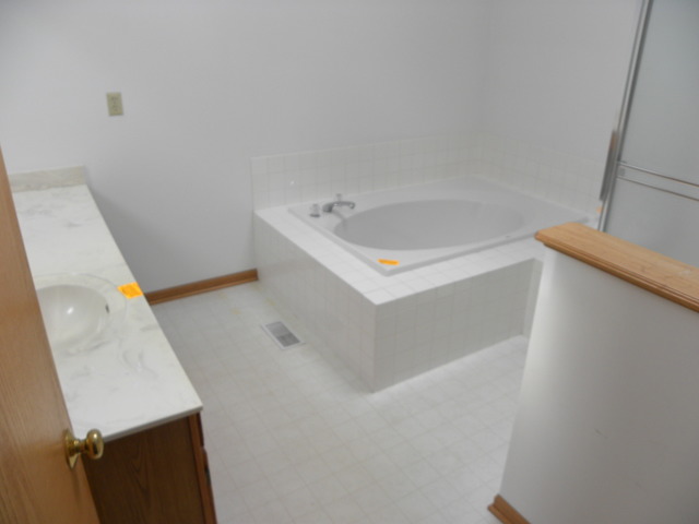 725 Burnside Ct, Aurora, IL 60504 photo 11
