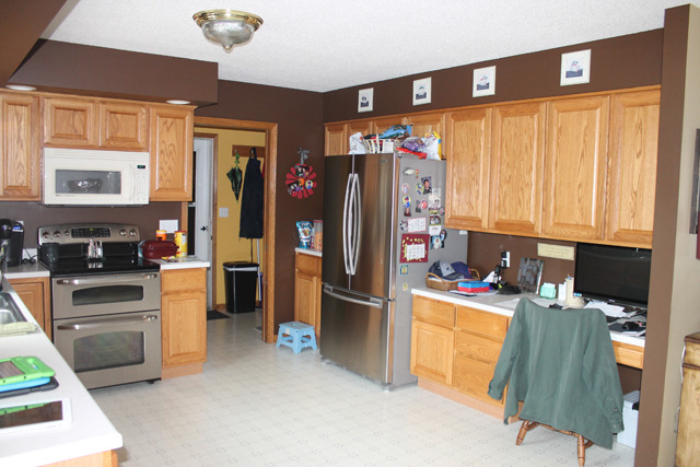 740 27th St, Peru, IL 61354 photo 4