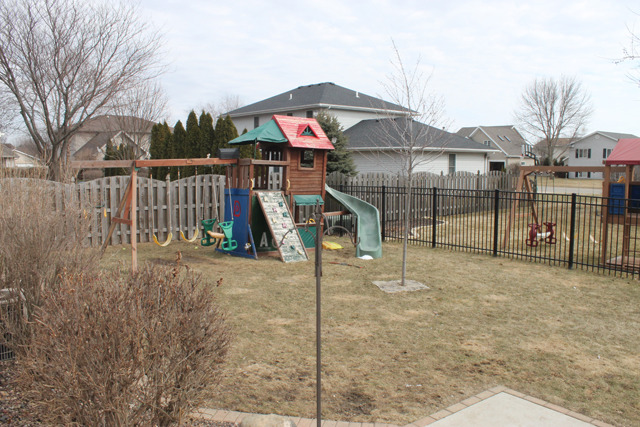 740 27th St, Peru, IL 61354 photo 11