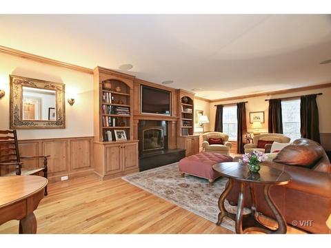 26 W280 Menomini Dr, Wheaton, IL 60189 photo 4
