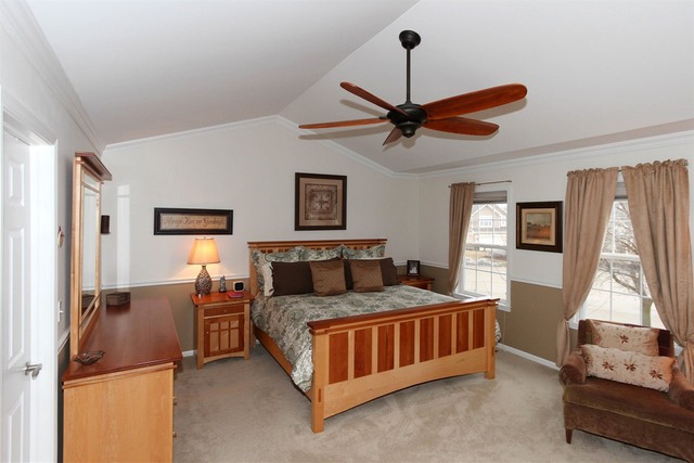 1520 Derby Ln, Bartlett, IL 60103 photo 13