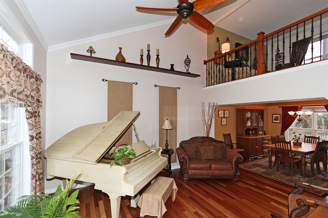 1520 Derby Ln, Bartlett, IL 60103 photo 4