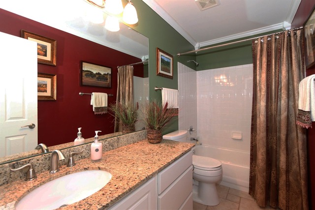 1520 Derby Ln, Bartlett, IL 60103 photo 21