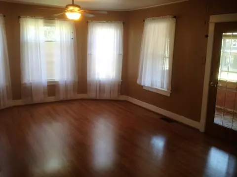 2313 2nd St, Peru, IL 61354 photo 2