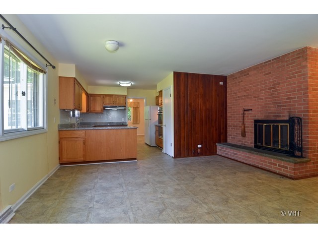 1205 Arbor Vitae Rd, Deerfield, IL 60015 photo 6