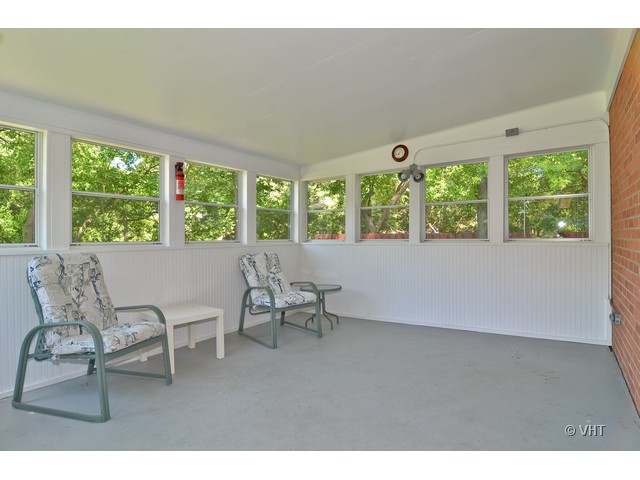 1205 Arbor Vitae Rd, Deerfield, IL 60015 photo 9