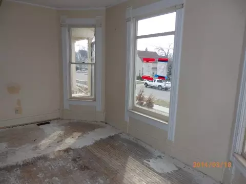 405 Center St, Elgin, IL 60123 photo 4