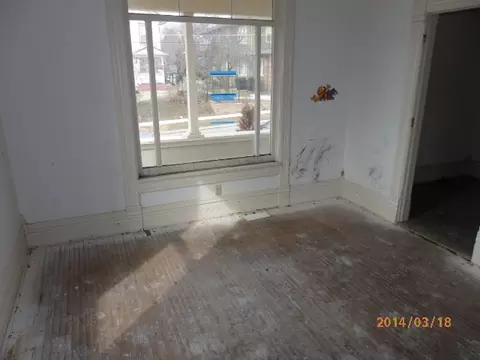 405 Center St, Elgin, IL 60123 photo 3