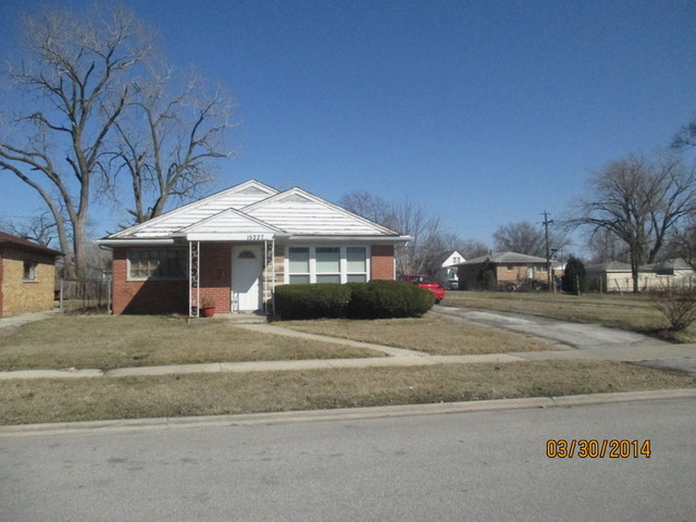 15227 5th Ave, Phoenix, IL 60426 photo 1