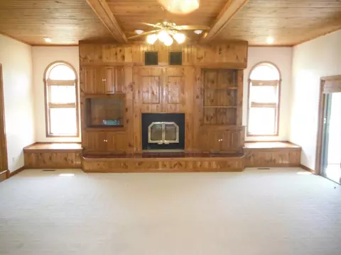 3461 Sunset Dr, Spring Valley, IL 61362 photo 2