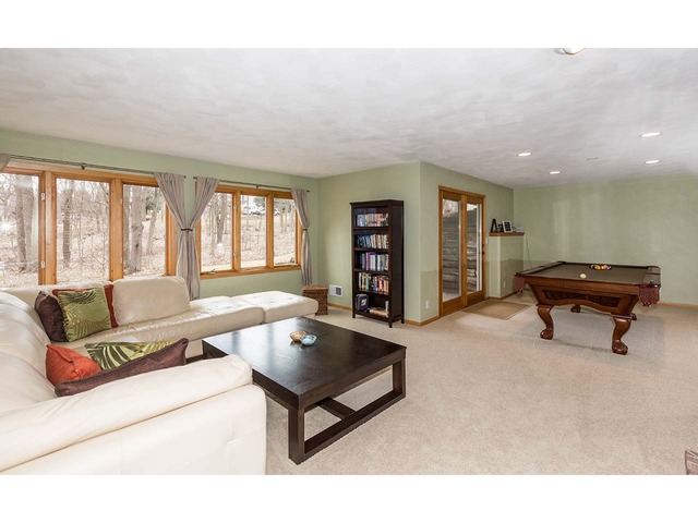 10219 Chris Dr, Roscoe, IL 61073 photo 11
