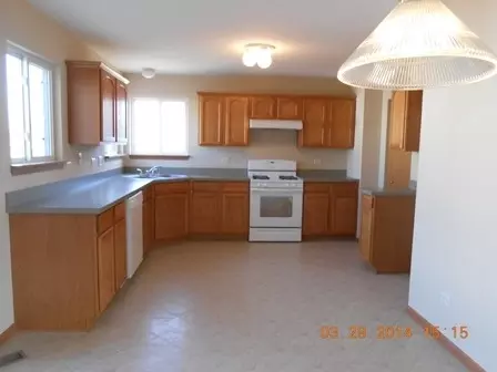 1808 Glacier Ridge Dr, Plainfield, IL 60586 photo 3