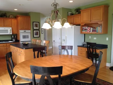 15937 Hometown Dr, Plainfield, IL 60586 photo 9