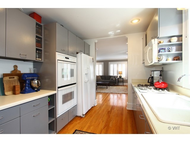 607 E Willow Ave, Wheaton, IL 60187 photo 5