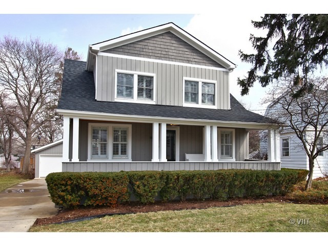 607 E Willow Ave, Wheaton, IL 60187 photo 2