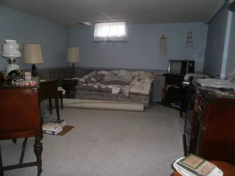 98 Wright Dr, Utica, IL 61373 photo 9