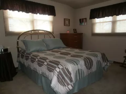 98 Wright Dr, Utica, IL 61373 photo 8