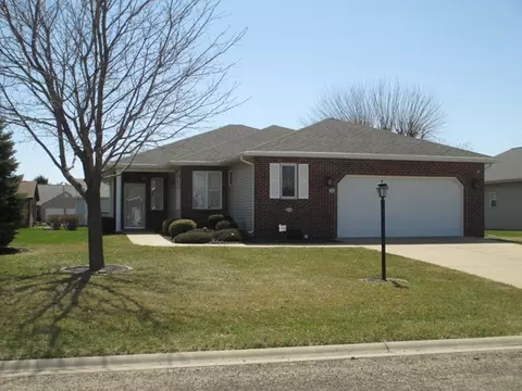 918 31st St, Peru, IL 61354 photo 1
