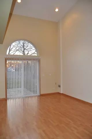 2411 Oak Tree Ln, Plainfield, IL 60586 photo 5