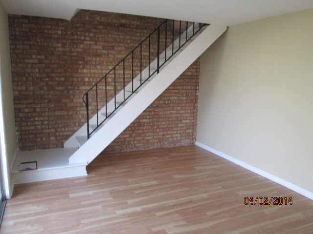 328 David Ct #C, Bartlett, IL 60103 photo 4