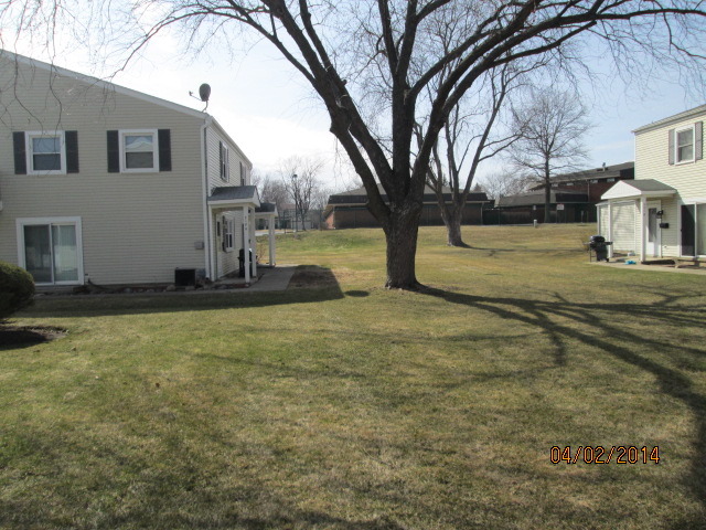 328 David Ct #C, Bartlett, IL 60103 photo 3