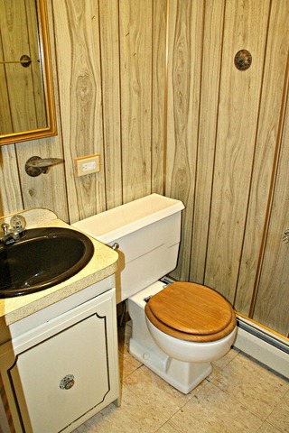Undisclosed, Des Plaines, IL 60018 photo 10