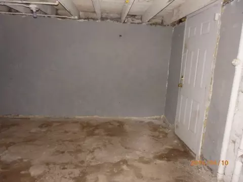 327 North St, Elgin, IL 60120 photo 21