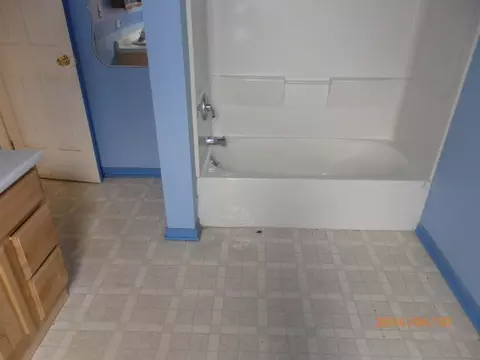 327 North St, Elgin, IL 60120 photo 14