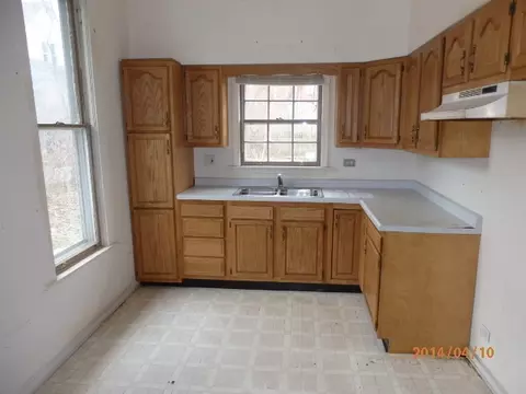 327 North St, Elgin, IL 60120 photo 7