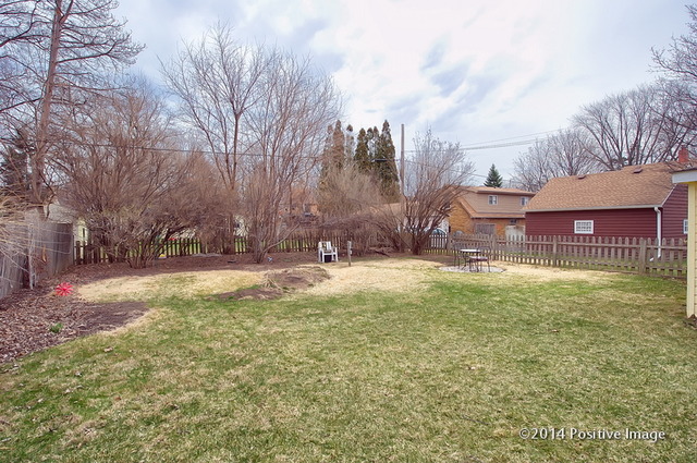 574 Adams St, Elgin, IL 60123 photo 22