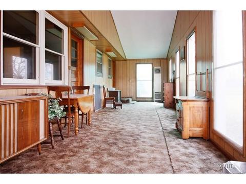 148 E 1st St, Braidwood, IL 60408 photo 8