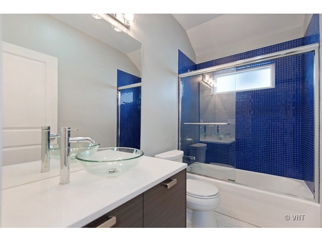 1714 N Kimball Ave, Chicago, IL 60647 photo 16