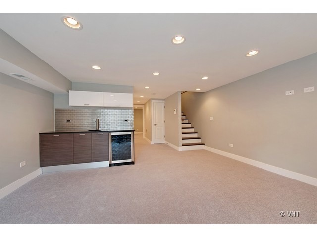 1714 N Kimball Ave, Chicago, IL 60647 photo 9