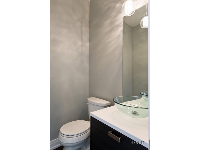 1714 N Kimball Ave, Chicago, IL 60647 photo 18