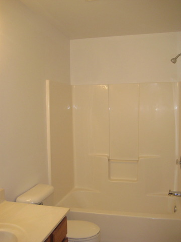 513 Shadow Dr, Harvard, IL 60033 photo 7