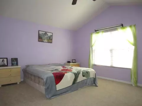 1705 Kenicott Ln, Plainfield, IL 60586 photo 2