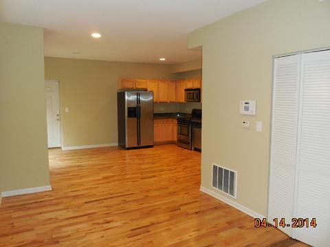 2105 E 67th St #109, Chicago, IL 60649 photo 4