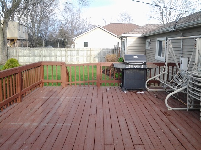 150 Hawthorn Ln, Hoffman Estates, IL 60169 photo 5