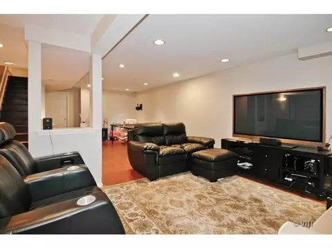 1921 Broadsmore Dr, Algonquin, IL 60102 photo 7