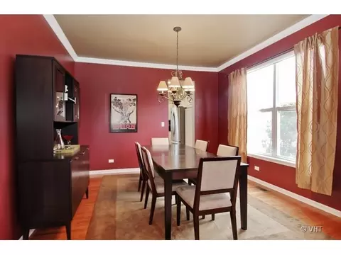 1921 Broadsmore Dr, Algonquin, IL 60102 photo 4