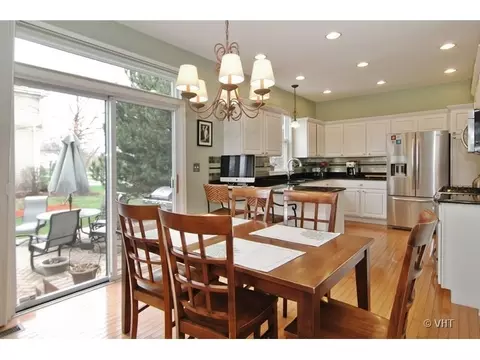 1921 Broadsmore Dr, Algonquin, IL 60102 photo 5