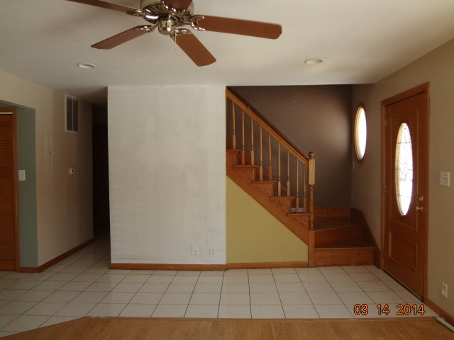 8348 Lorel Ave, Burbank, IL 60459 photo 2